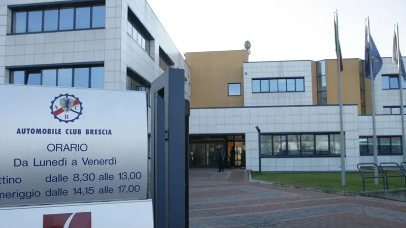La sede dellAci Brescia in via Enzo Ferrari