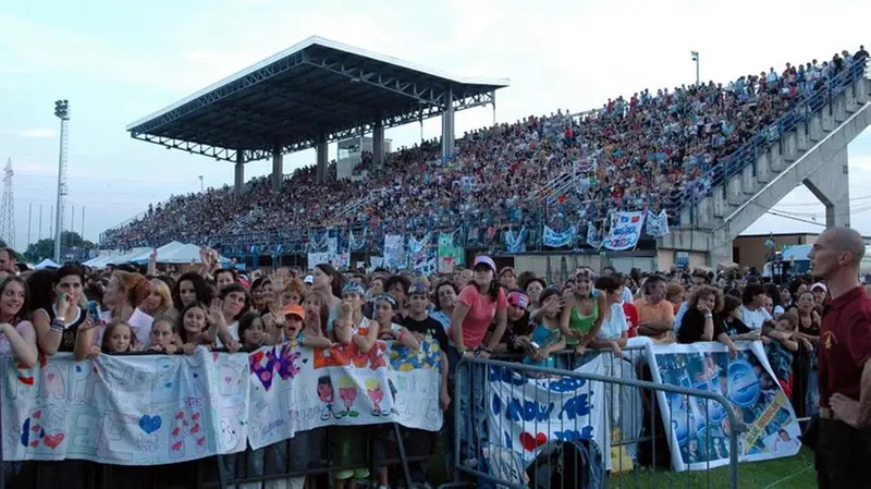 Il concerto dei Blue allo stadio Invernici - Foto New Reporter Favretto © www.giornaledibrescia.it