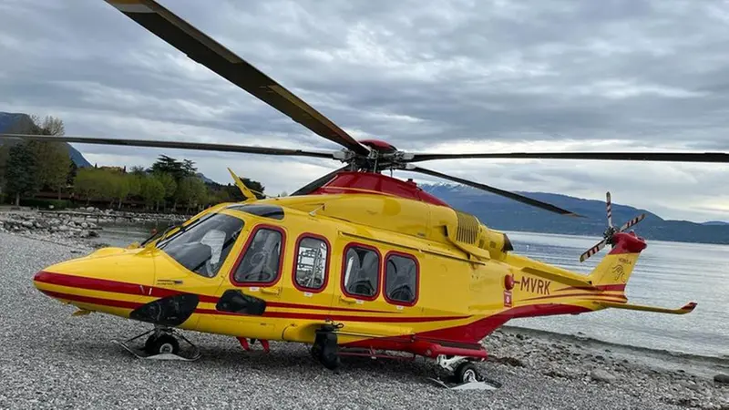 L'elisoccorso sul Garda, foto d'archivio