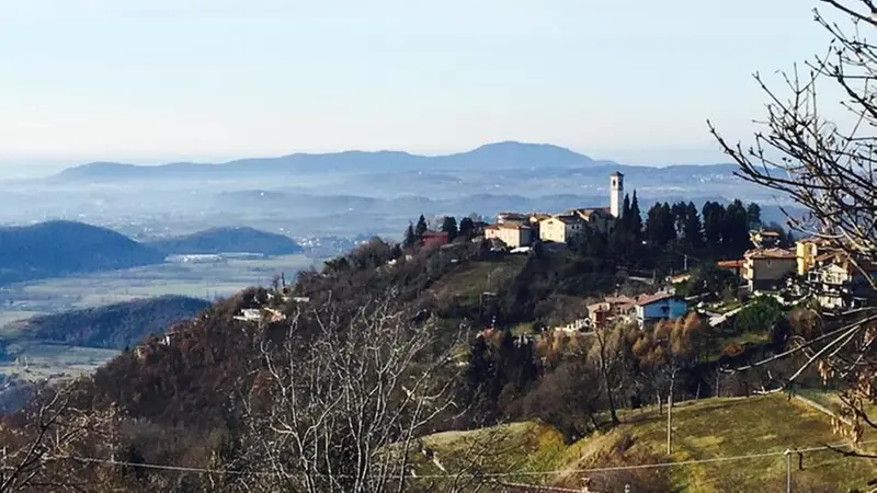 Una veduta dell'abitato di Brione © www.giornaledibrescia.it