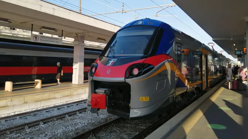 Un treno Trenitalia in una foto di archivio. ANSA