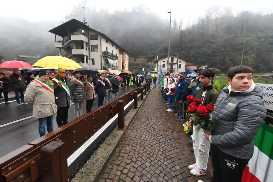 Il ricordo delle vittime del disastro del Gleno ad Angolo Terme