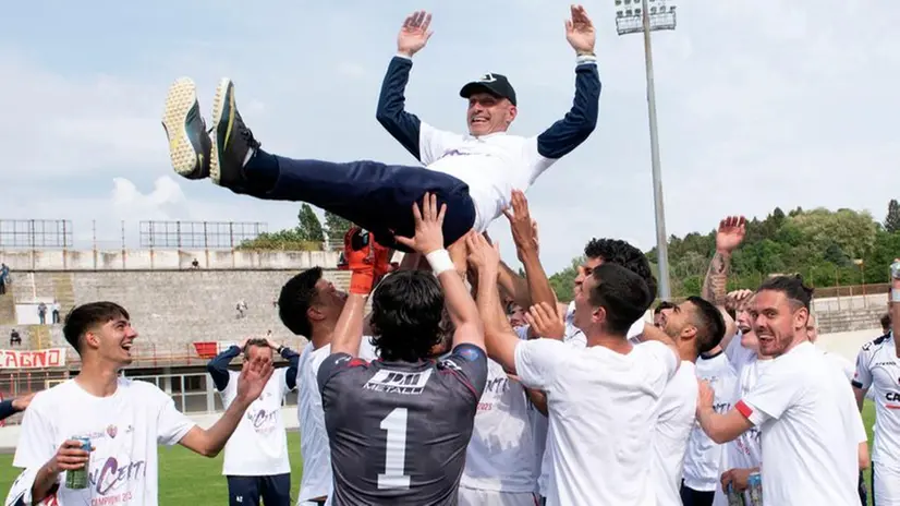 Il Lumezzane festeggia la promozione in serie C