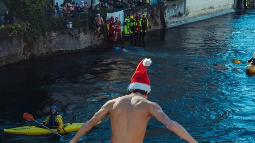 In 40 hanno partecipato alla quarta edizione di Un tuffo per Airno