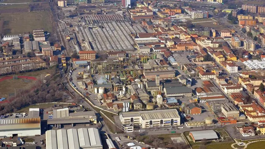 Una panoramica della cittadella industriale Caffaro - © www.giornaledibrescia.it