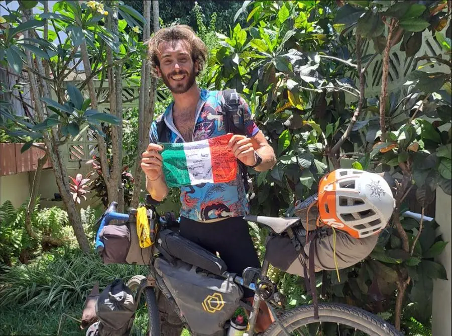 Scalo Sogni in Africa, 3.000 km fra bici e kayak