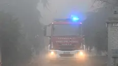 Le squadre di vigili del fuoco impegnate a Novagli