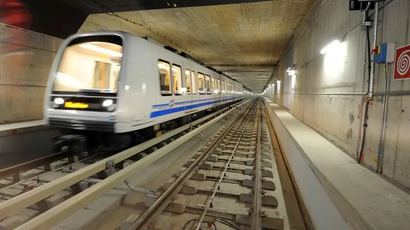 La metro di Brescia - Foto Marco Ortogni/Neg © www.giornaledibrescia.it