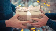 Il bonus Natale, secondo Cgil e Cisl, non rappresenta una soluzione ai problemi del lavoro e degli stipendi - © www.giornaledibrescia.it