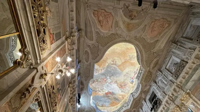 Il soffitto affrescato del Ridotto del Teatro Grande - Foto Kevin Anselmini