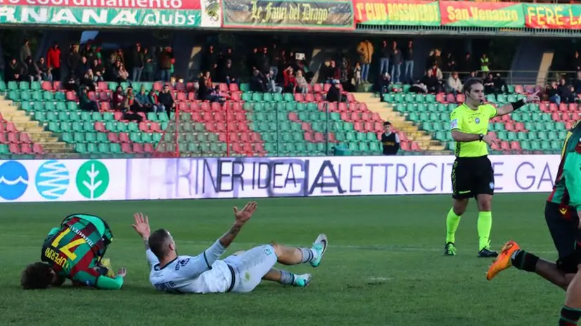 Ternana-FeralpiSalò 2-1