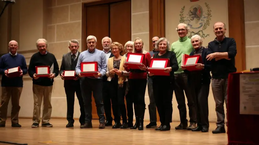 i premiati del Concorso biennale di Poesia dialettale bresciana - © www.giornaledibrescia.it