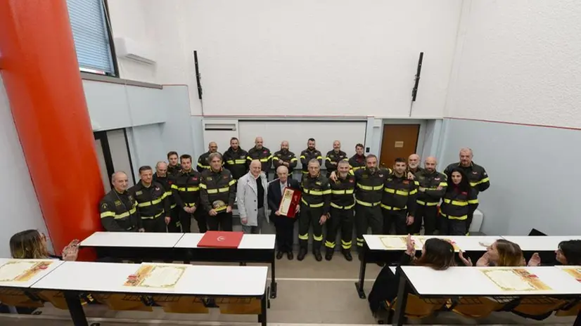 La consegna delle benemerenze al Comando provinciale dei Vvf