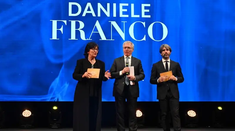 Oscar dei Bilanci, il palco del Teatro Grande: gli ospiti