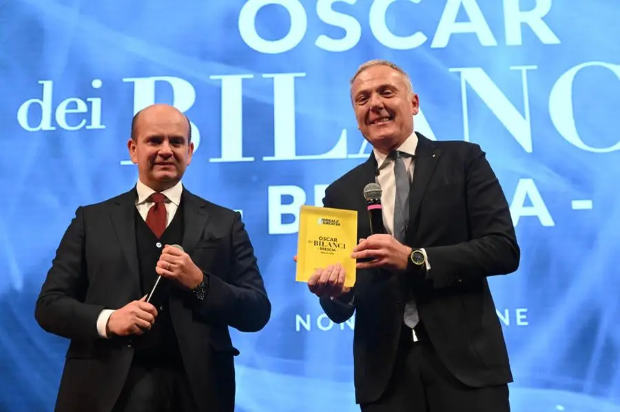 Oscar dei Bilanci, il palco del Teatro Grande: le premiazioni