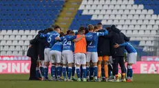 L'esultanza finale dei giocatori del Brescia - Foto New Reporter Nicoli © www.giornaledibrescia.it