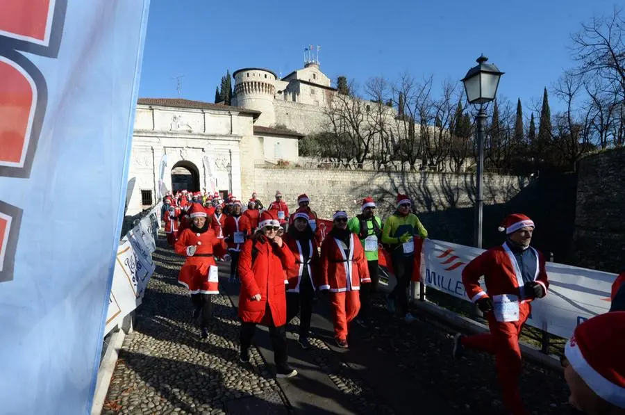 La Babbo Running è partita dal Castello di Brescia