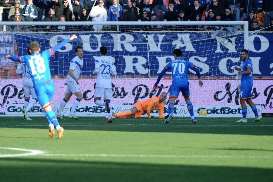 Il Brescia vince in rimonta 3-2 a Catanzaro