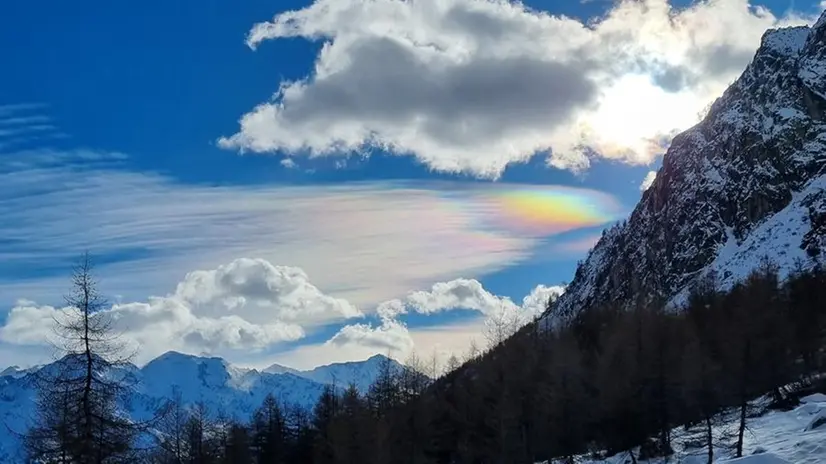 Le nubi iridescenti sul Bresciano
