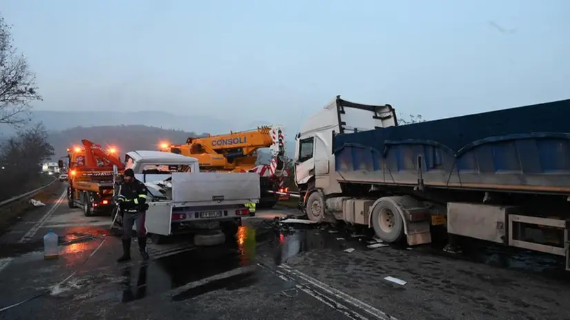 I mezzi coinvolti nell'incidente di Provaglio d'Iseo