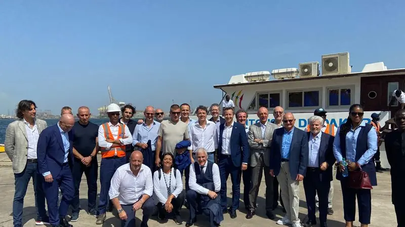 La delegazione dei bresciani in Senegal - Foto © www.giornaledibrescia.it