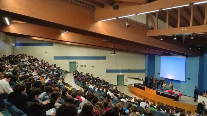 Le immagini dell'incontro, svoltosi nell'auditorium del Leonardo