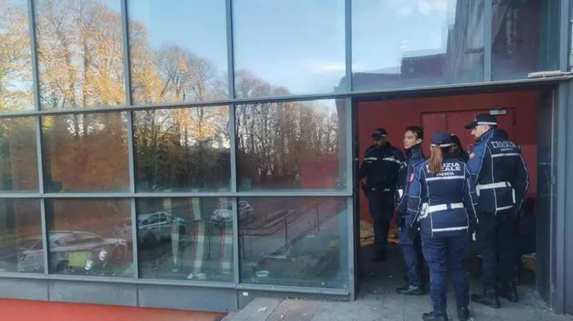L'attività di sgombero al Freccia Rossa