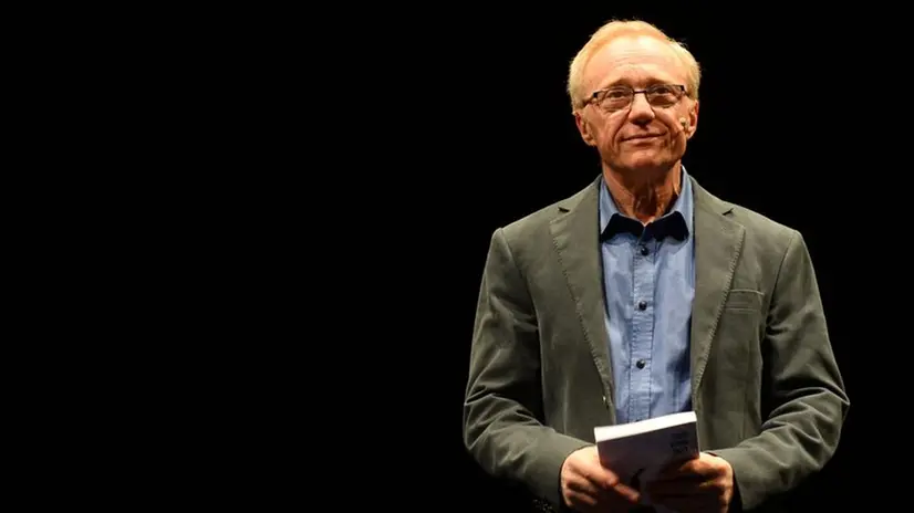 David Grossman al teatro Sociale di Brescia nel 2015 - Foto Reporter Favretto © www.giornaledibrescia.it