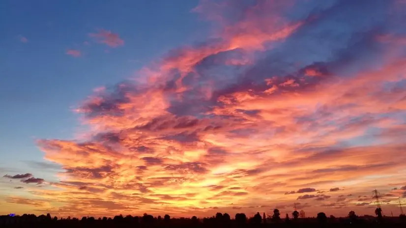 L'alba del 24 ottobre 2018, una giornata in cui le temperature sfiorarono i 30°C