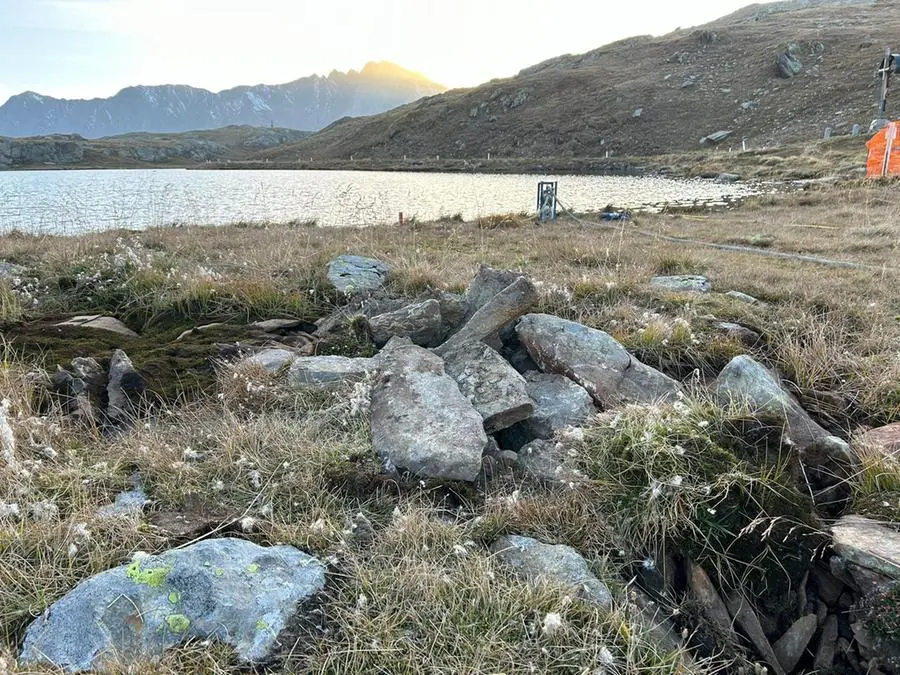 Gli scavi al lago Bianco