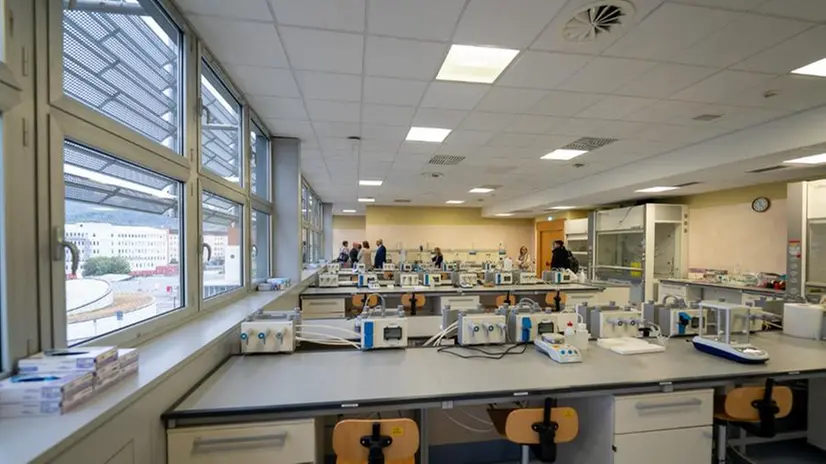 Il nuovo laboratorio di chimica dell'Università degli studi di Brescia