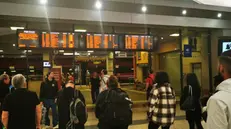 Centinaia i passeggeri bloccati in stazione a Brescia