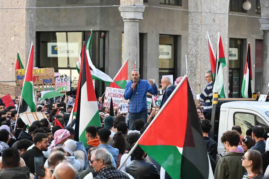 La manifestazione pro-Palestina in centro città