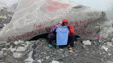 Padre e figlia sono arrivati ai 5.364 metri d’altitudine del campo base dell'Everest - © www.giornaledibrescia.it