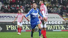 L'esultanza di Massimo Bertagnoli dopo un gol segnato al Vicenza nella stagione 2021/2022 - Foto New Reporter Nicoli © www.giornaledibrescia.it
