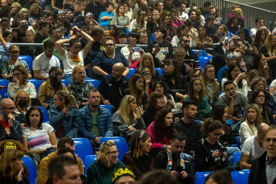 Il concerto di Ligabue al Brixia Forum