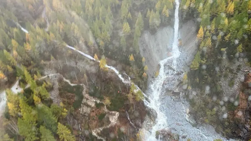 La frana all'Aviolo vista dall'alto