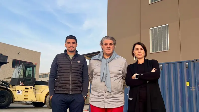 I fratelli De Giacomi con il padre - © www.giornaledibrescia.it