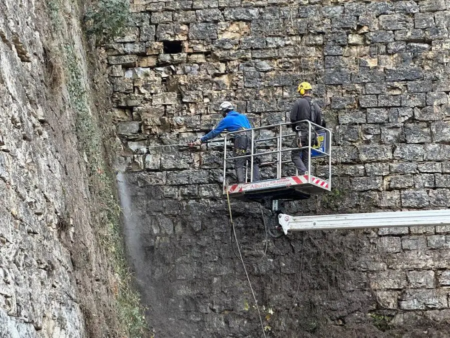 I lavori al muro nord del Castello