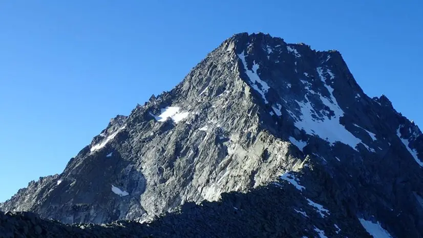 La cima si trova a quota 3182 metri - Foto @bontempiruggero.jpg