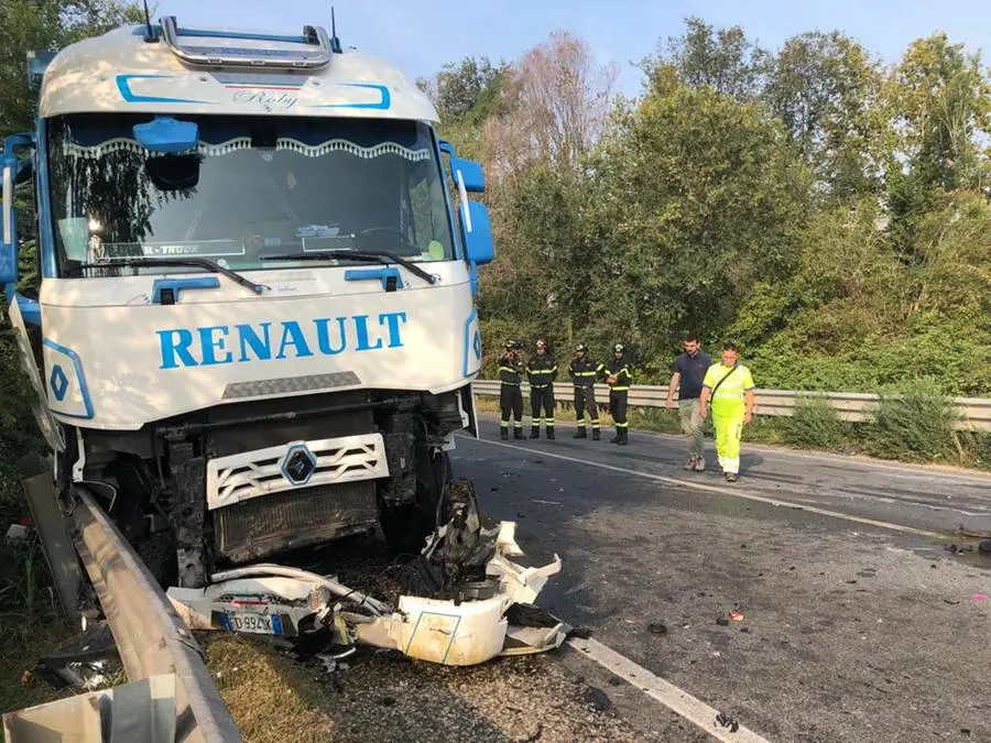 I mezzi coinvolti nell'incidente sulla 45bis