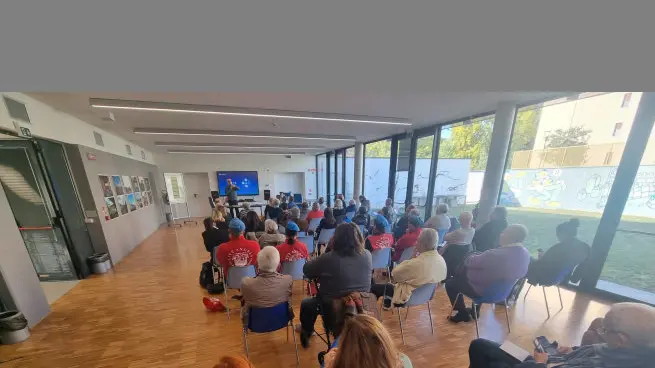 L'incontro delle associazioni in via Milano - © www.giornaledibrescia.it