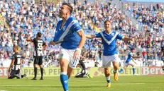 Moncini esulta dopo il gol contro l'Ascoli al Rigamonti - Foto New Reporter Nicoli © www.giornaledibrescia.it