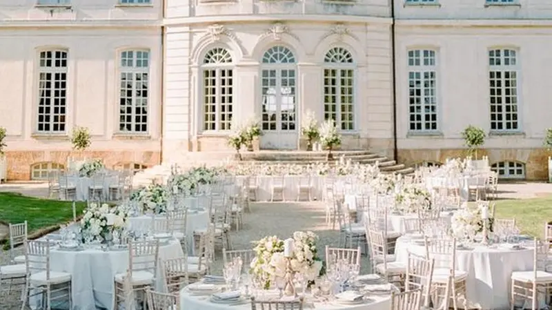 Un esempio di «Bridgerton wedding style» - Foto da Pinterest di @fourteenfortyny