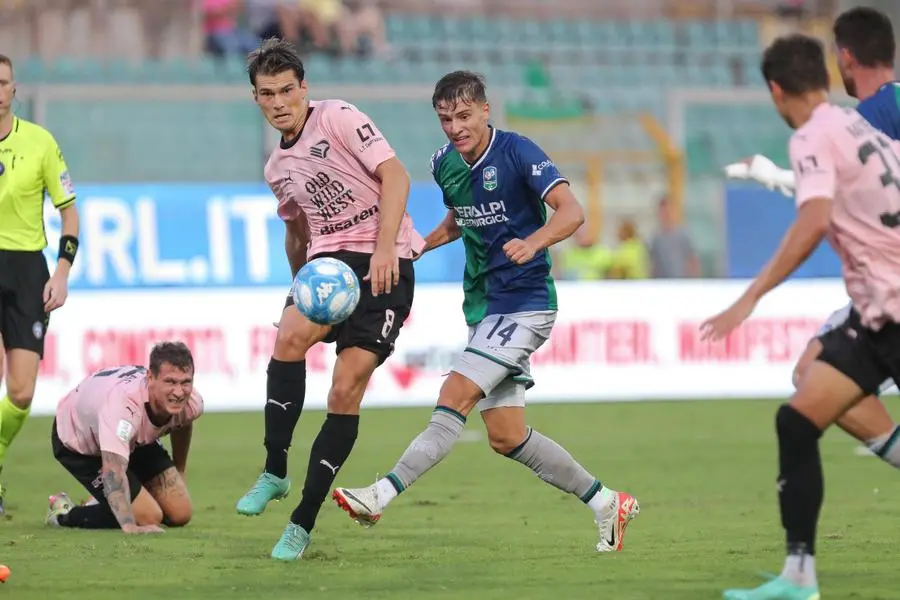Serie B: FeralpiSalò sconfitta anche a Palermo