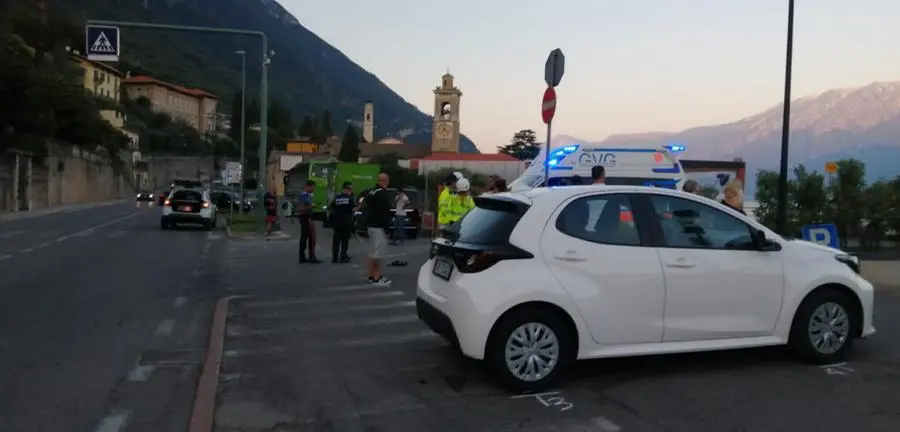 L'incidente in piazzale Boldini a Gargnano