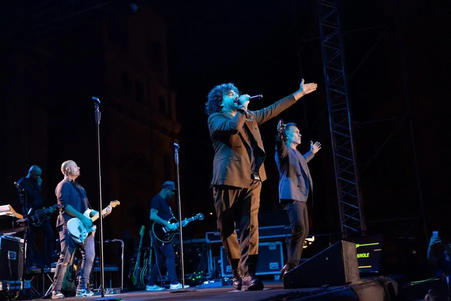 Francesco Renga e Nek in concerto in piazza Loggia