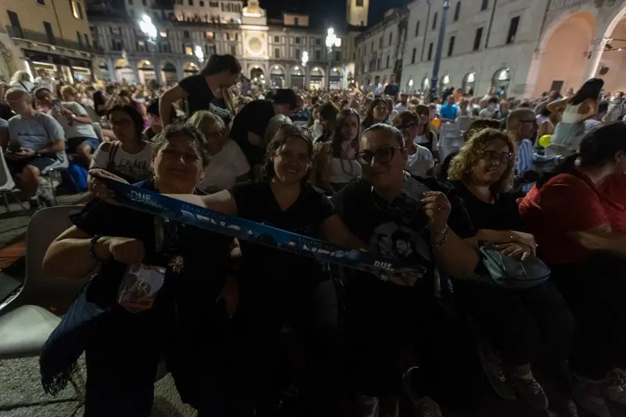 Francesco Renga e Nek in concerto in piazza Loggia