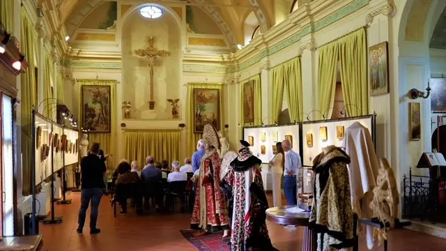 Alcuni scatti di «Icone in mostra» nella Sala Recaldini