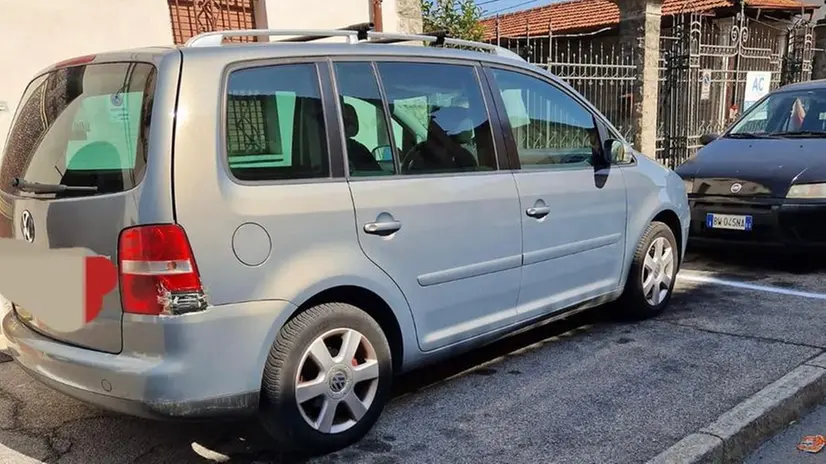 Il posteggio "creato" da un residente di Manerbio